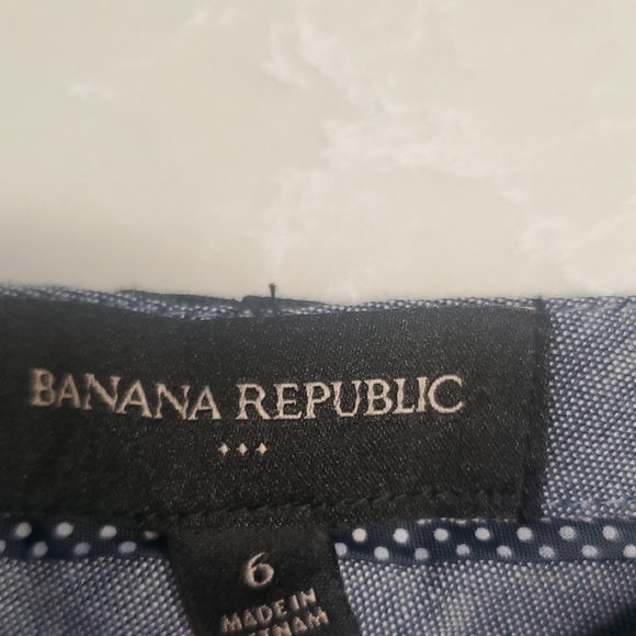 Banana Republic Black Flat Front Shorts - Picture 3 of 3